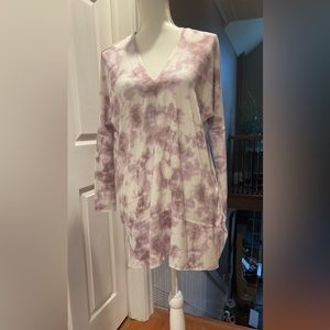 Chance or fate long sleeve lightweight long  fleecy tunic. Small